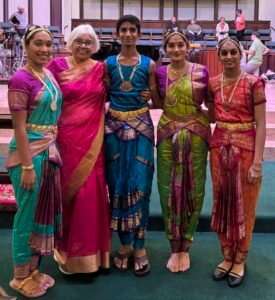 Hindu dancers at the 2025 Thanksgiving service
